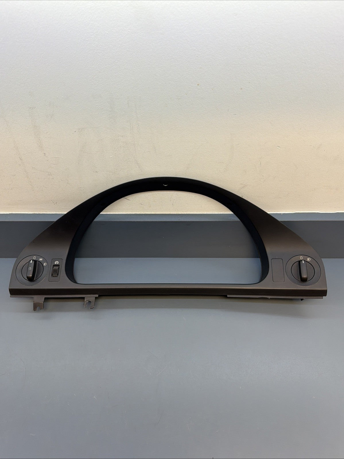 97-03 BMW E39 Speedometer Cluster Trim Bezel w/ Switches Black OEM 528i 540i