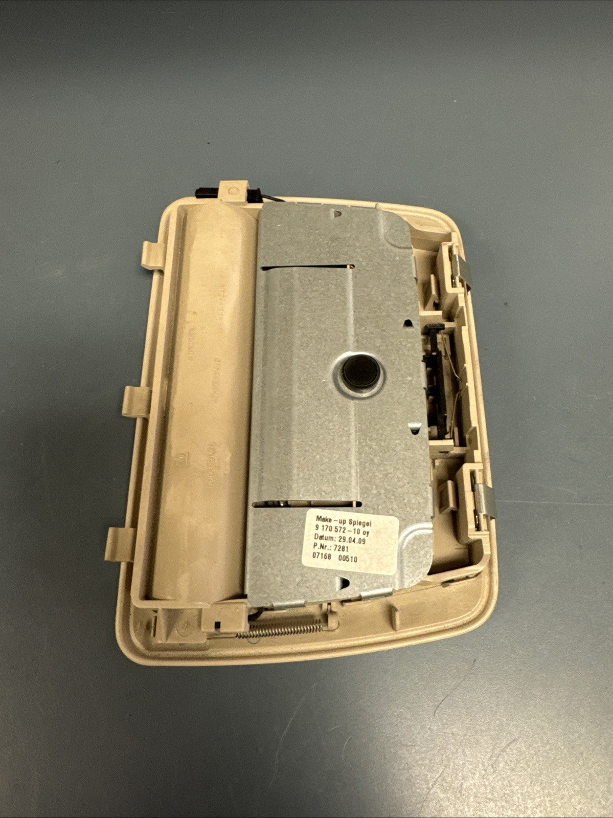 09-15 BMW 750LI REAR ROOF HEADLINER VANITY MAKEUP MIRROR LIGHT OEM 9114425-09