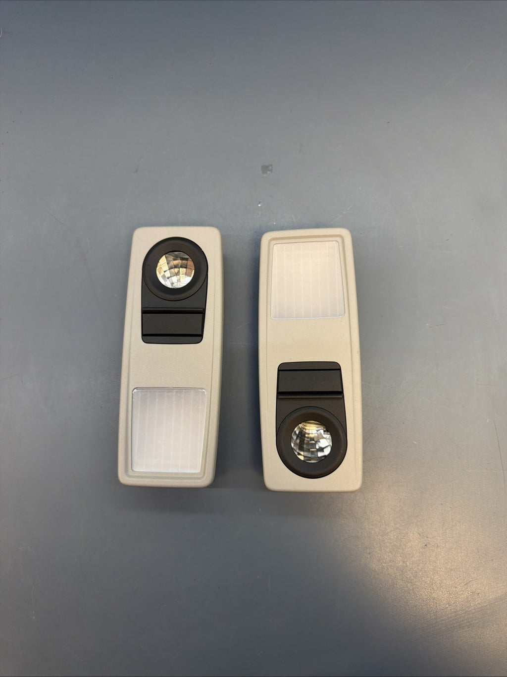 BMW E84 X1 12-15 Rear RT & LT Side Roof Interior Reading Light 9215612 9215611