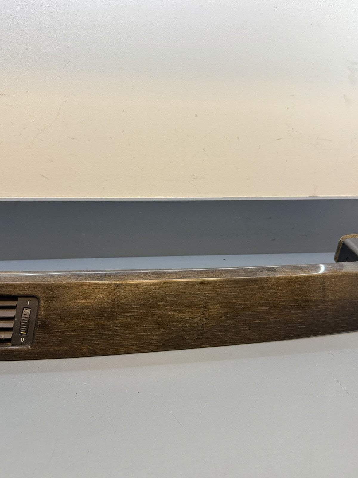 07-13 BMW E90 E91 E92 Dashboard Instrument Panel Air Vent Cover Trim 9214797