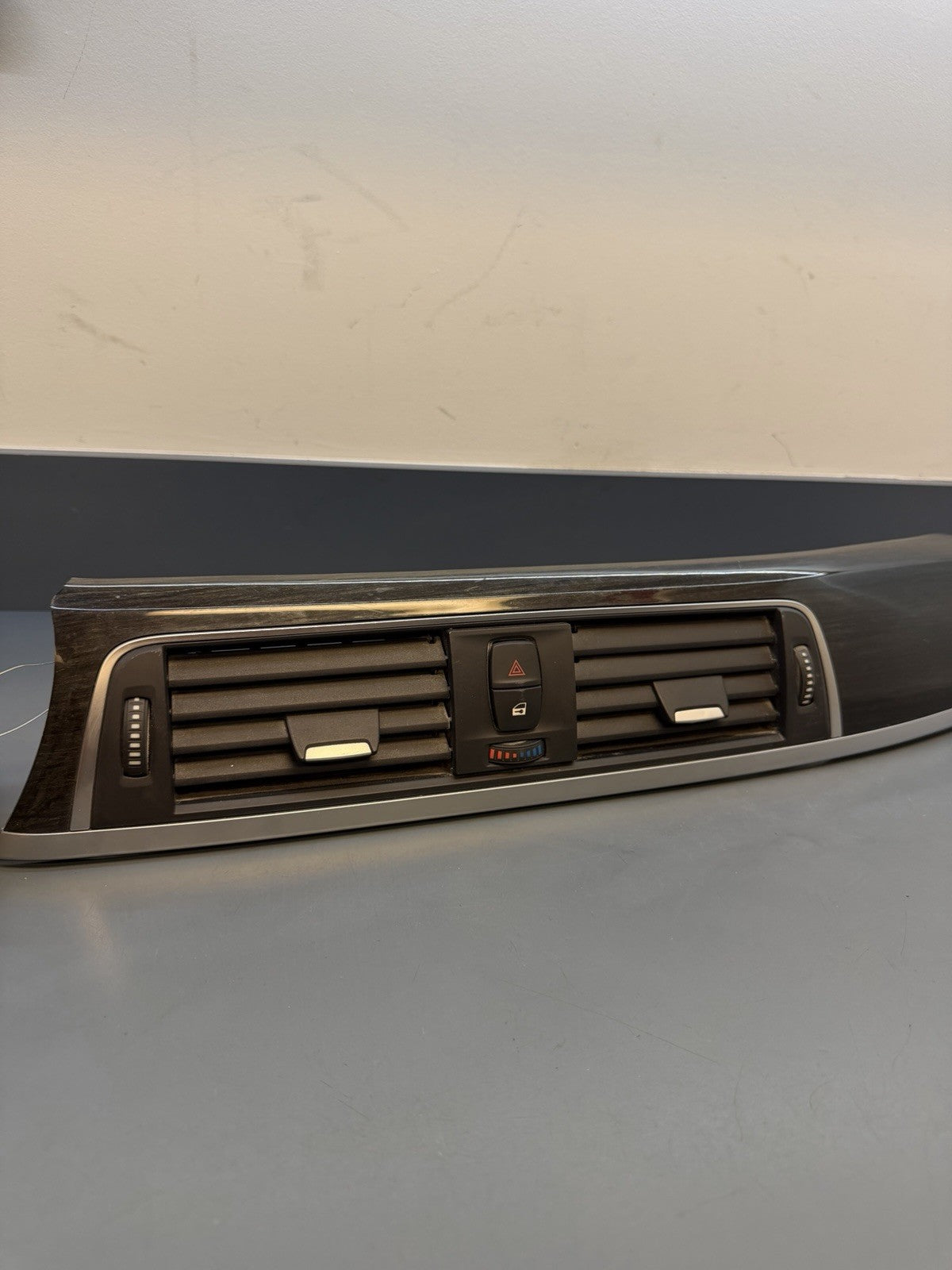BMW F30 F31 3 SERIES LCI DASHBOARD TRIM CENTRE AIR VENTS 9347436 9357927