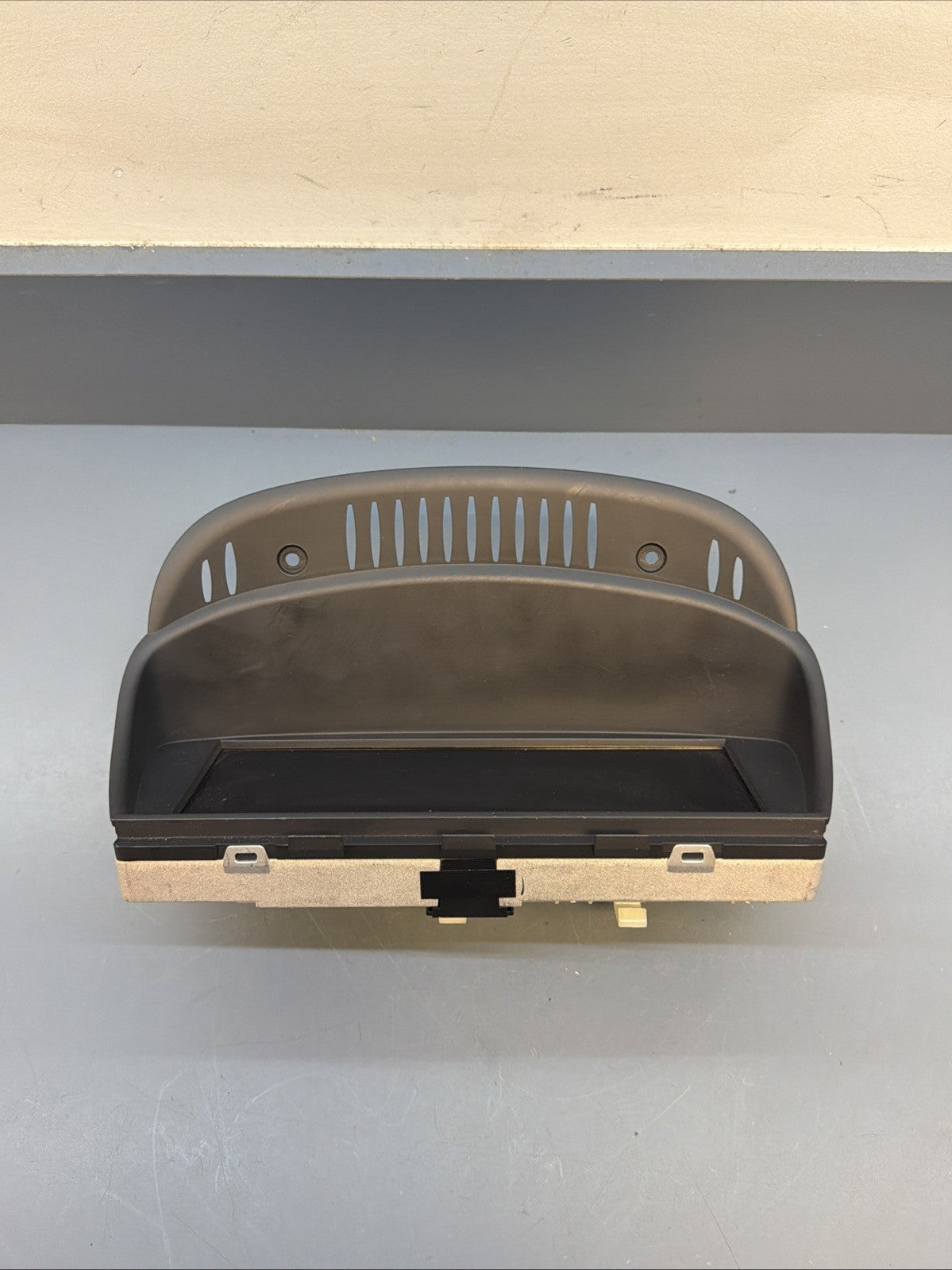 BMW E90 E60 E63 CIC Navigation On-Board Monitor Cluster Display OEM 9211969