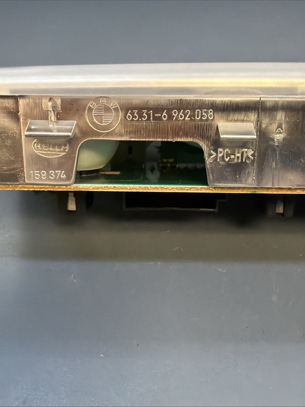 04-10 BMW E60 535i Front Center Dome Overhead Light Reading Lamp 6962058 OEM