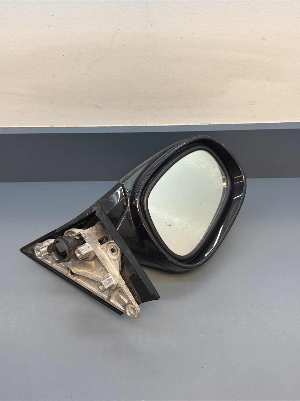 2010-2013 BMW E92 E93 3 Series LH Driver Side View Power Door Mirror 7208146 OEM