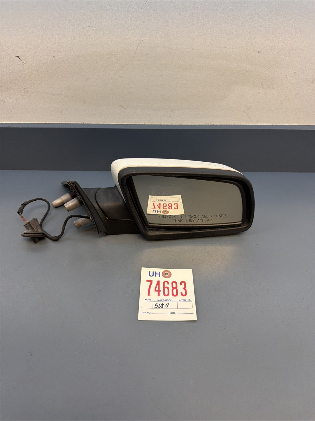 2006-2010 BMW 528i Front Right Side Door Side View Mirror Assembly 7043437 OEM