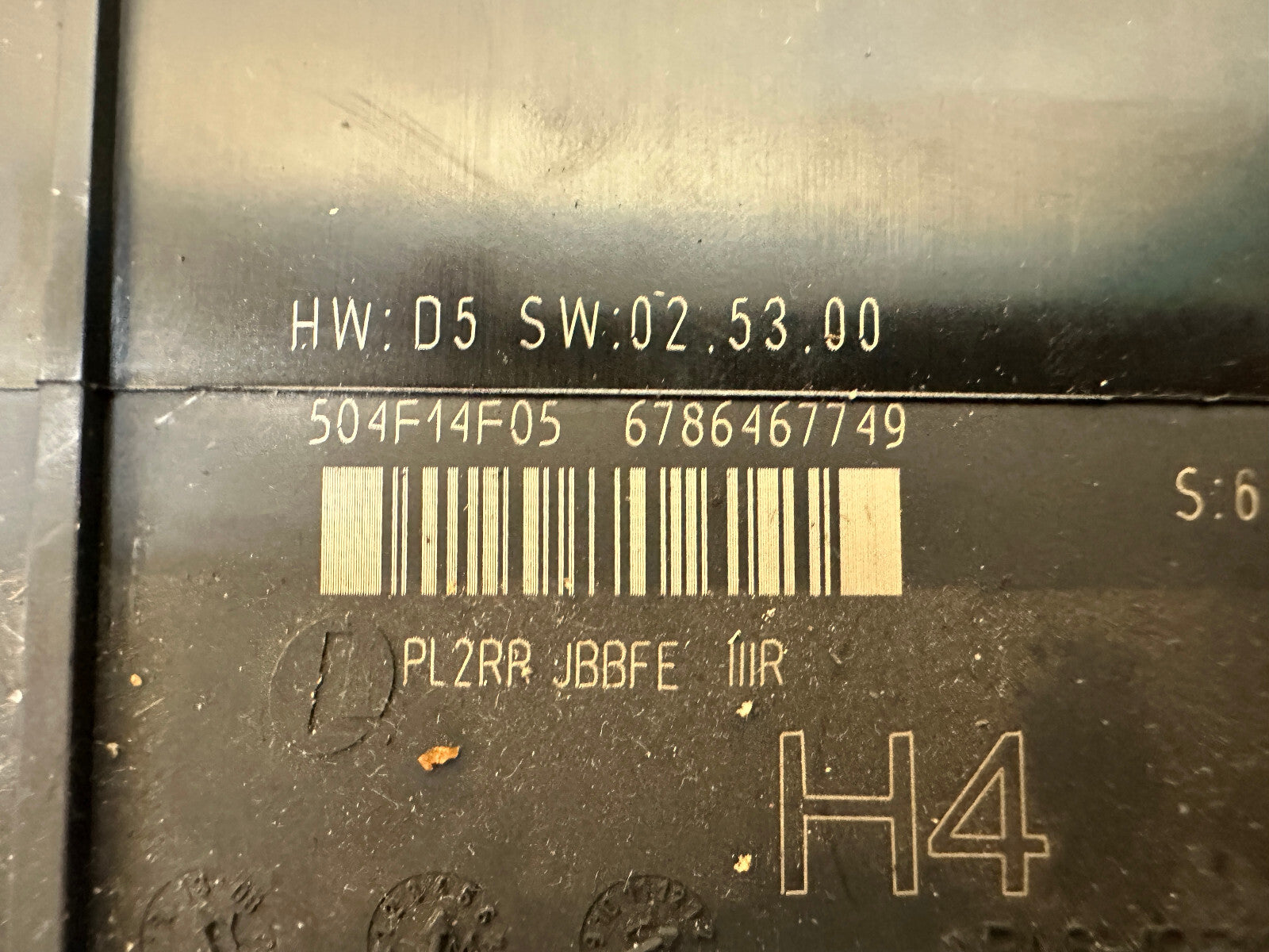 BMW 11-13 E88 1 SERIES CONVERTIBLE BODY CONTROL MODULE BCM OEM 9298947