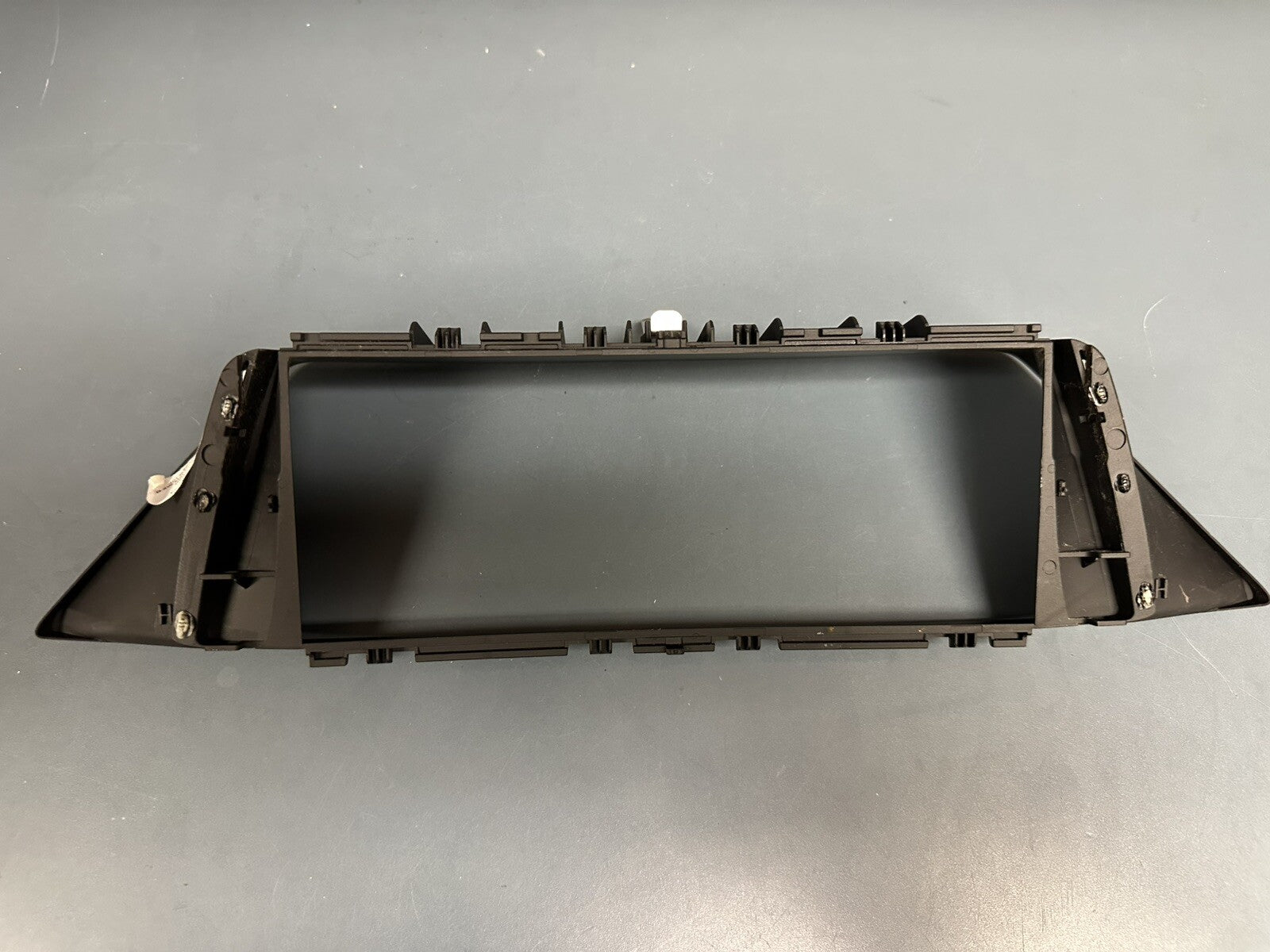 2013-15 BMW E84 Center Display Screen 8.8" Trim Bezel OEM 9257640 CD0429