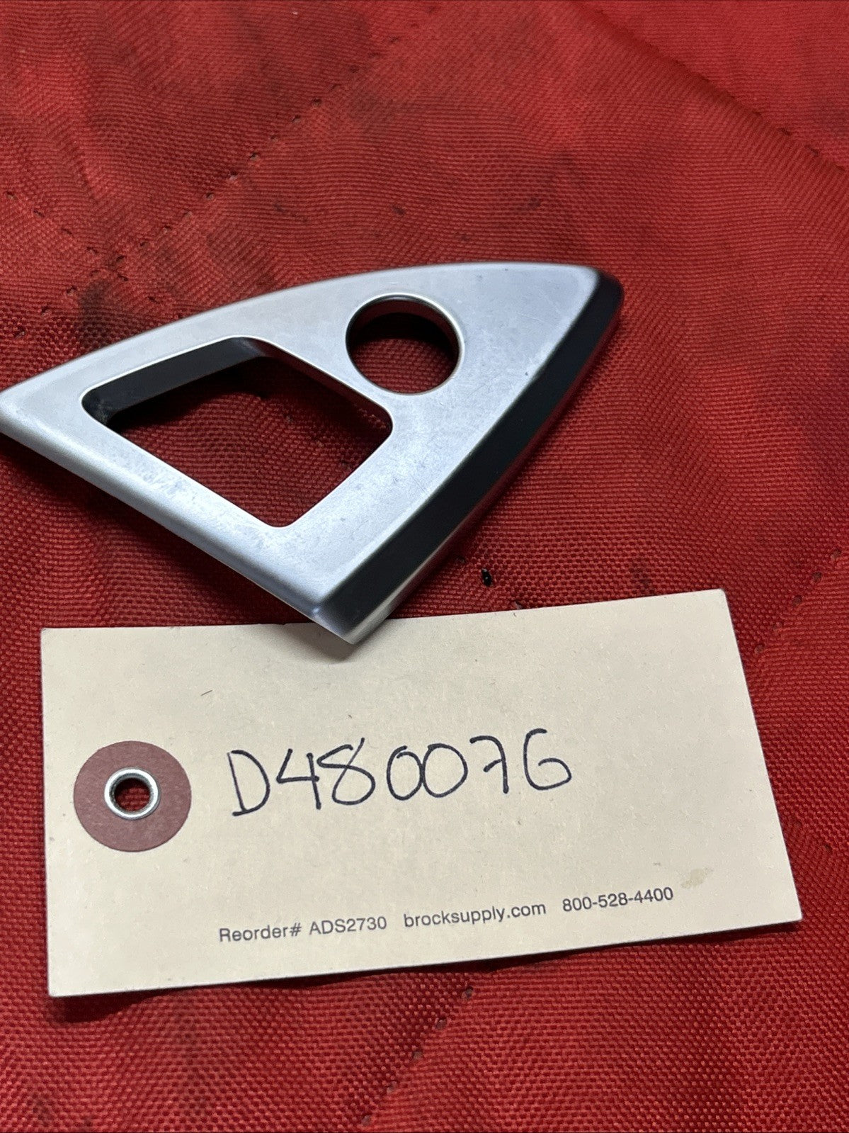 11-16 BMW F10 528i 535i Center Console Armrest Lock Trim Chrome 9277348 OEM
