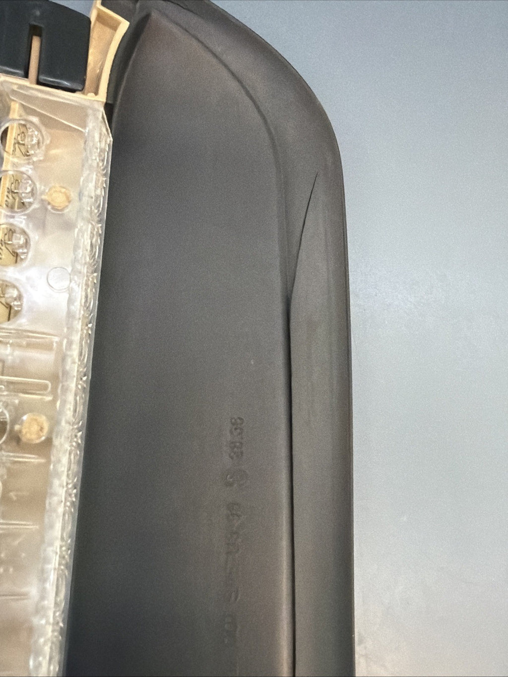 BRAKE LIGHT STOP LAMP BMW SERIES 3 E46 COUPE 6909773