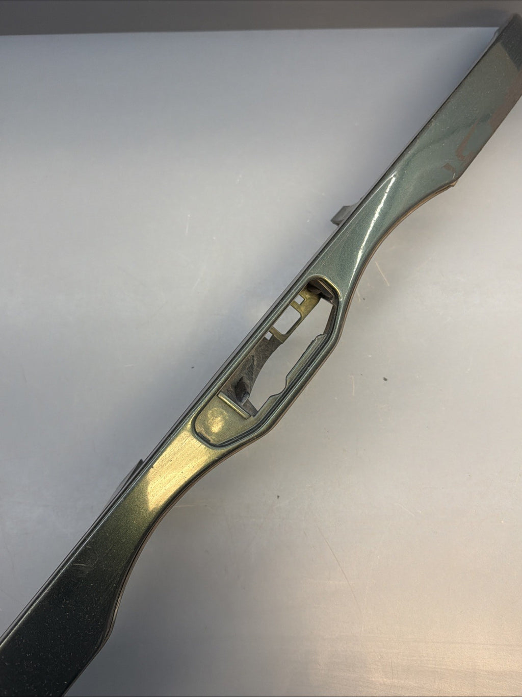 98-01 BMW 3 Series E46 SEDAN Headlight Lower Molding Trim 8208485 8208486