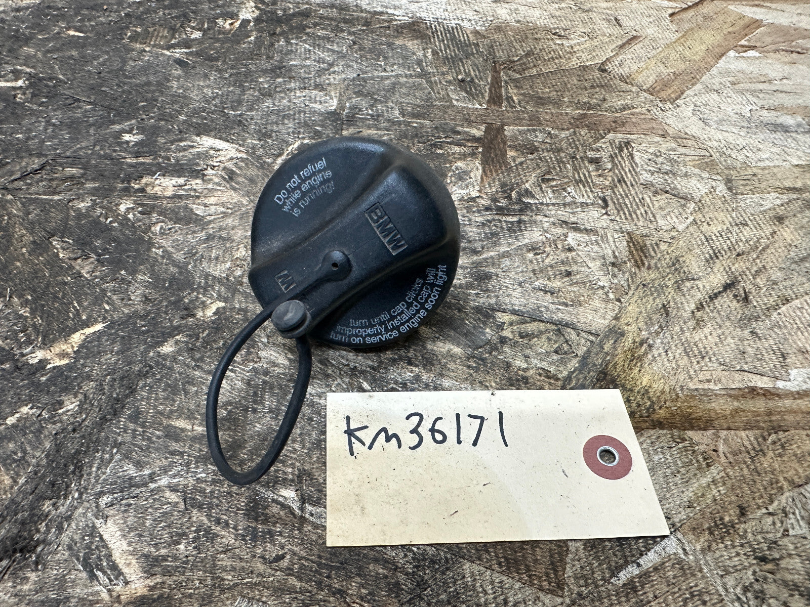 BMW E46 E39 E53 E60 E90 E87 1 3 5 SERIES X3 X5 OEM GAS CAP 16116765484/PA66GF30