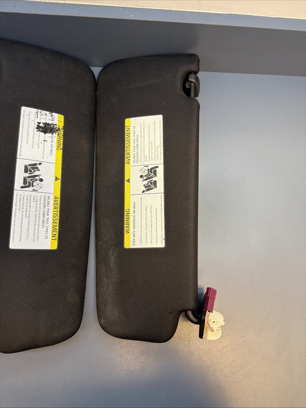 11-16 BMW F10 5 SERIES Right & Left  WINDSHIELD SUN VISOR BLACK 8038165 8038166