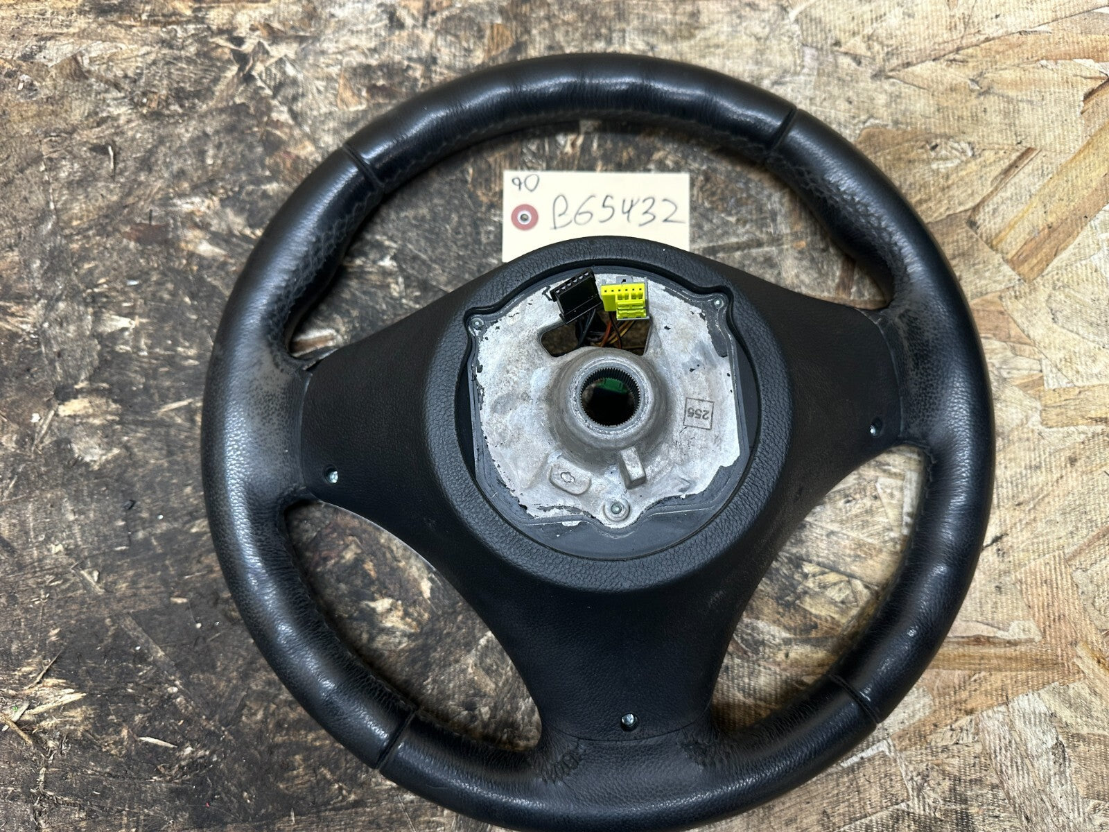 BMW 2006-2013 E9X 3 SERIES BLACK SPORT LEATHER STEERING WHEEL OEM 3051626