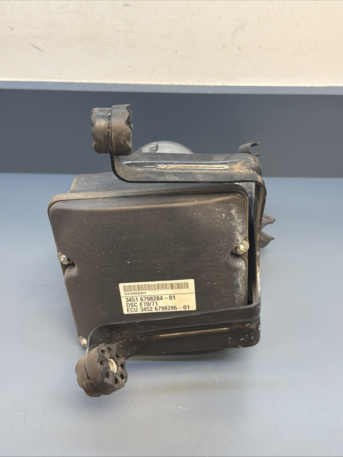 2007–2014 BMW X5 X6 E70 E71 ABS HYDRAULIC BRAKE PUMP MODULE OEM 6798284