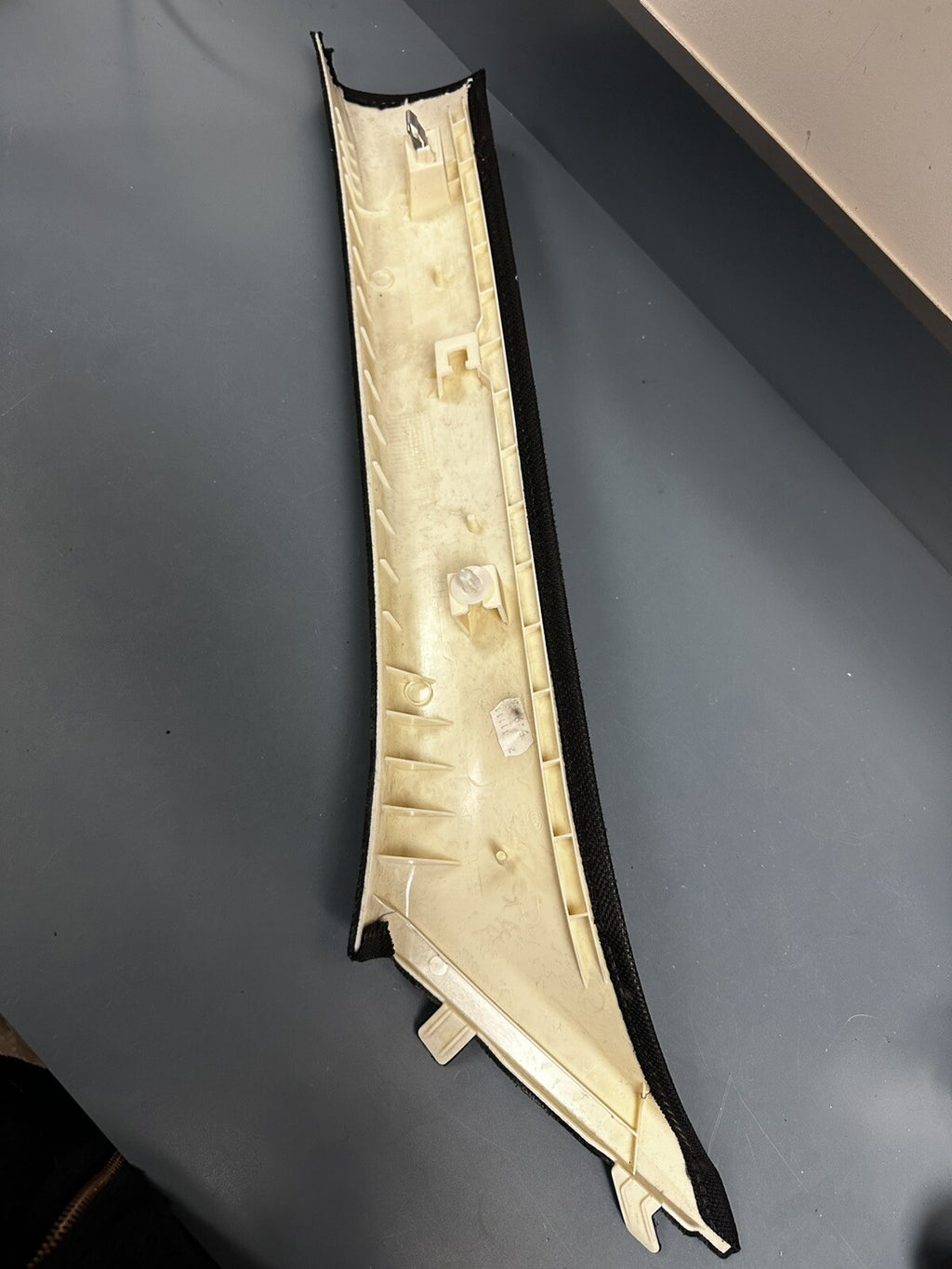 2013-2018 BMW 320I 328I F30 RIGHT SIDE A PILLAR TRIM COVER PANEL OEM 7220996