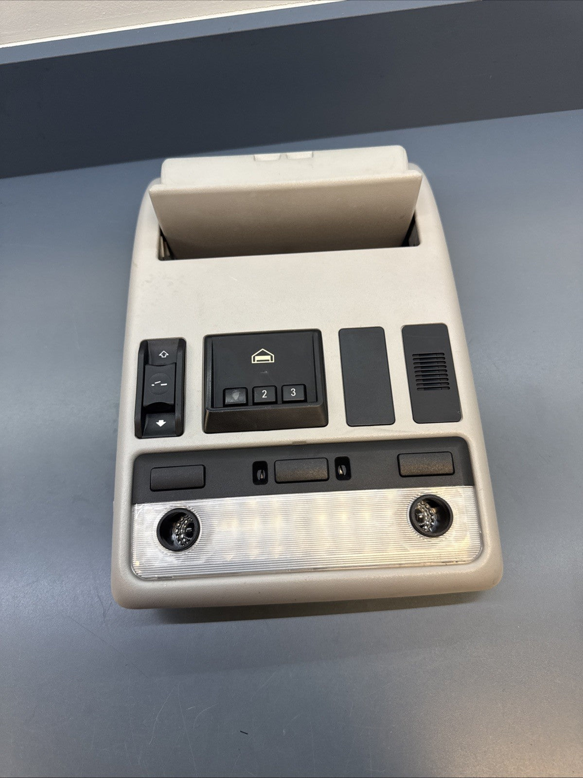 Roof Compartment Lights BMW X5 E53 2000-2006 8379941