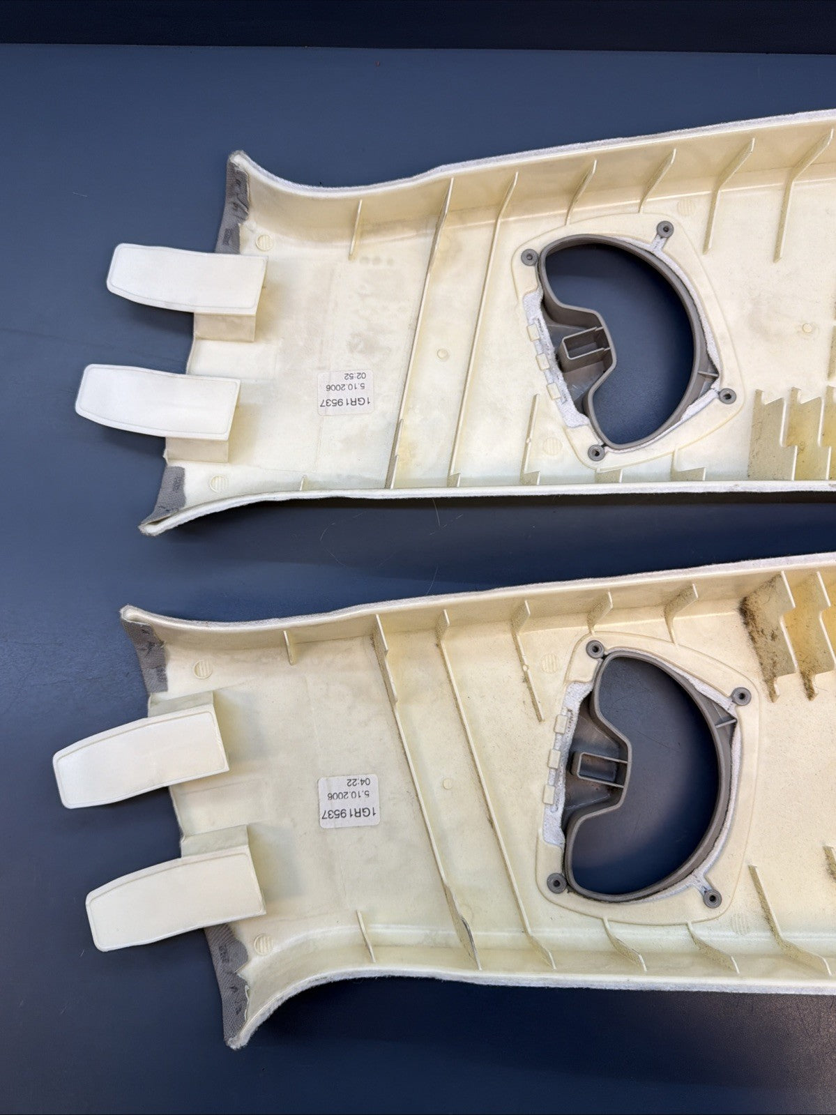 07-11 BMW 335i 328i E91 Left & Right Upper Door Seatbelt B Pillar set 7058335/36