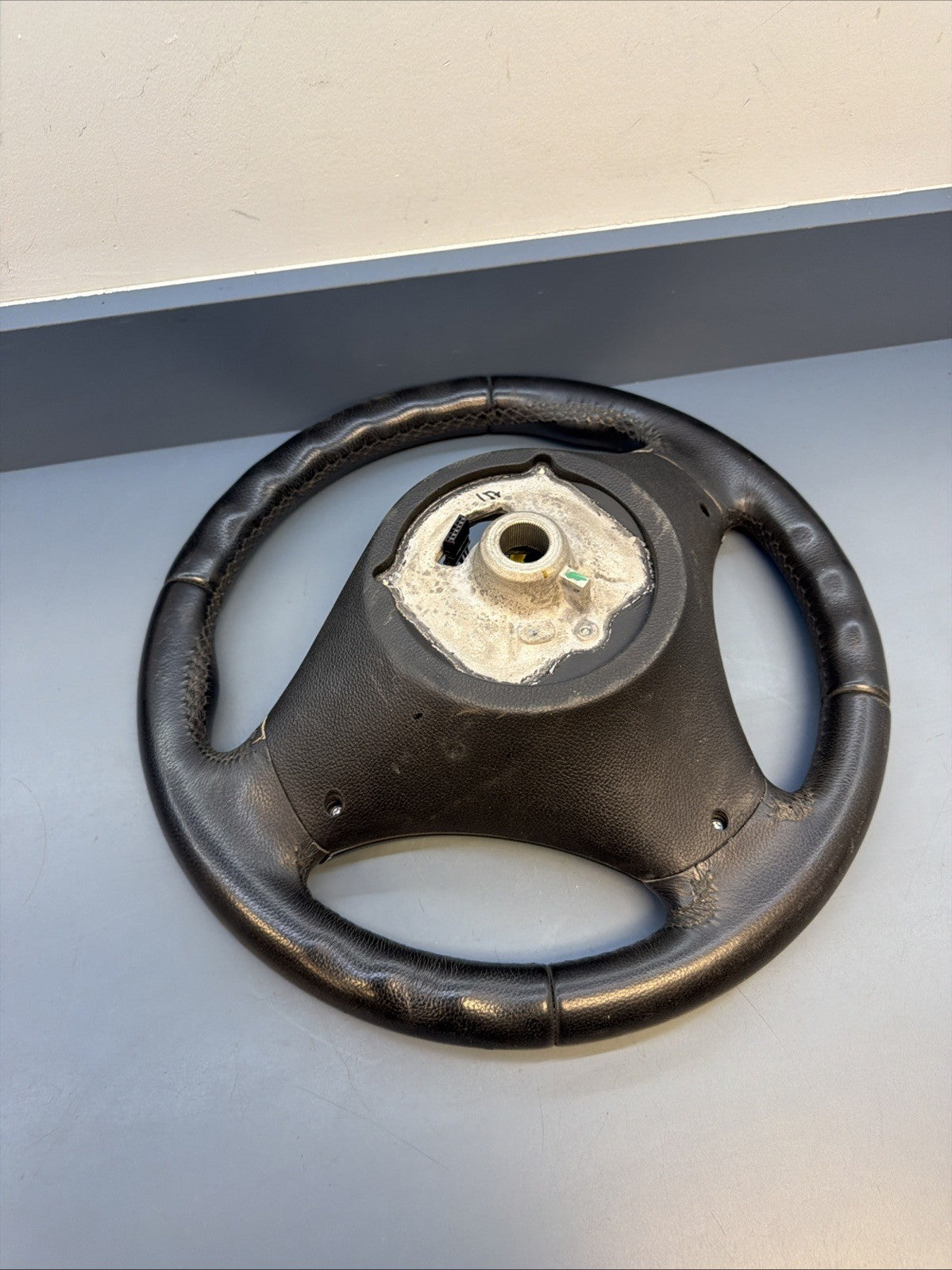 06-13 BMW E90 E91 E92 E93 Steering Wheel 325I 328I 330I 335I OEM SPORT