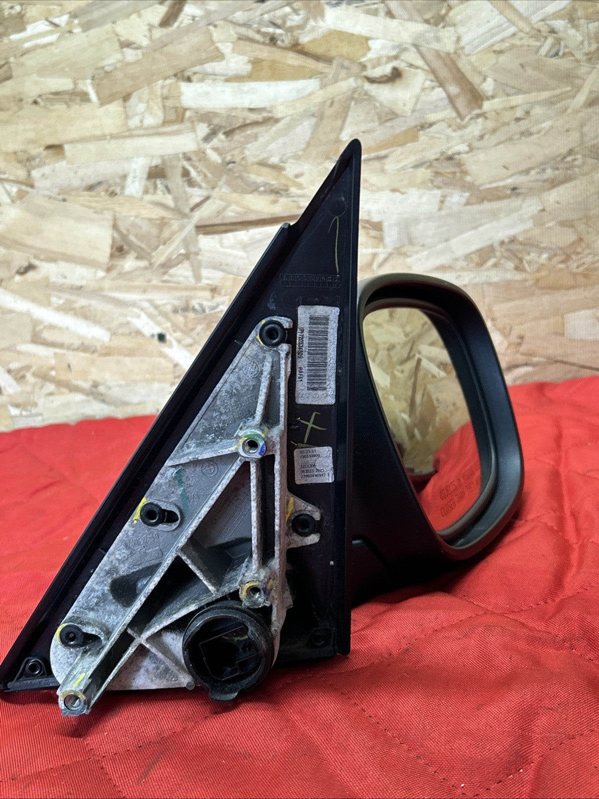 BMW X3 2011-2014 FRONT RIGHT PASSANGER SIDE VIEW POWER MIRROR 7205445 BLACK