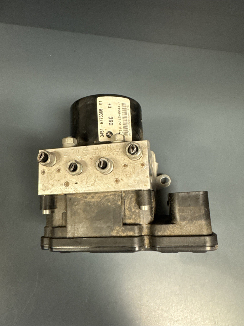 BMW E90 E91 E92 325 328 330 335 ABS ESP Control Module 6775386 06-10