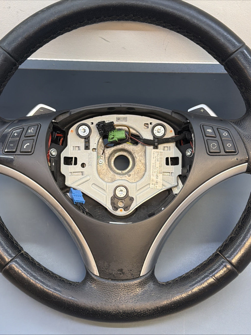 BMW 06-11 E90 3 SERIES BLACK LEATHER SPORT STEERING WHEEL W PADDLES OEM 6795858