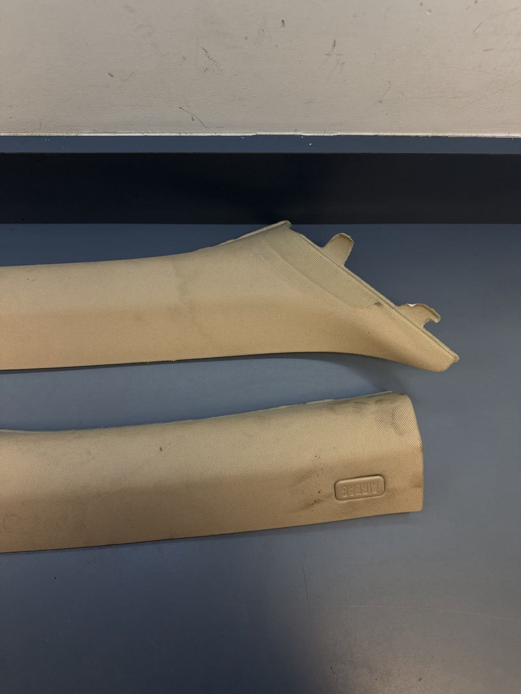 07-13 BMW E92 M3 COUPE FRONT A PILLARS TRIMS OEM BEIGE 7117468 7117467