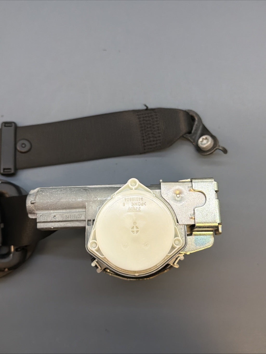 BMW F30 F31 F34 FRONT PASSANGER SEAT BELT RETRACTOR OEM 34107541D