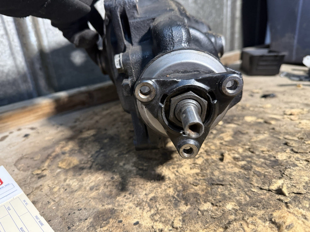 *PARTS* BMW 325XI  FRONT DIFFERENTIAL 3.23 7540634 31507540634 7500797 *NOTE*
