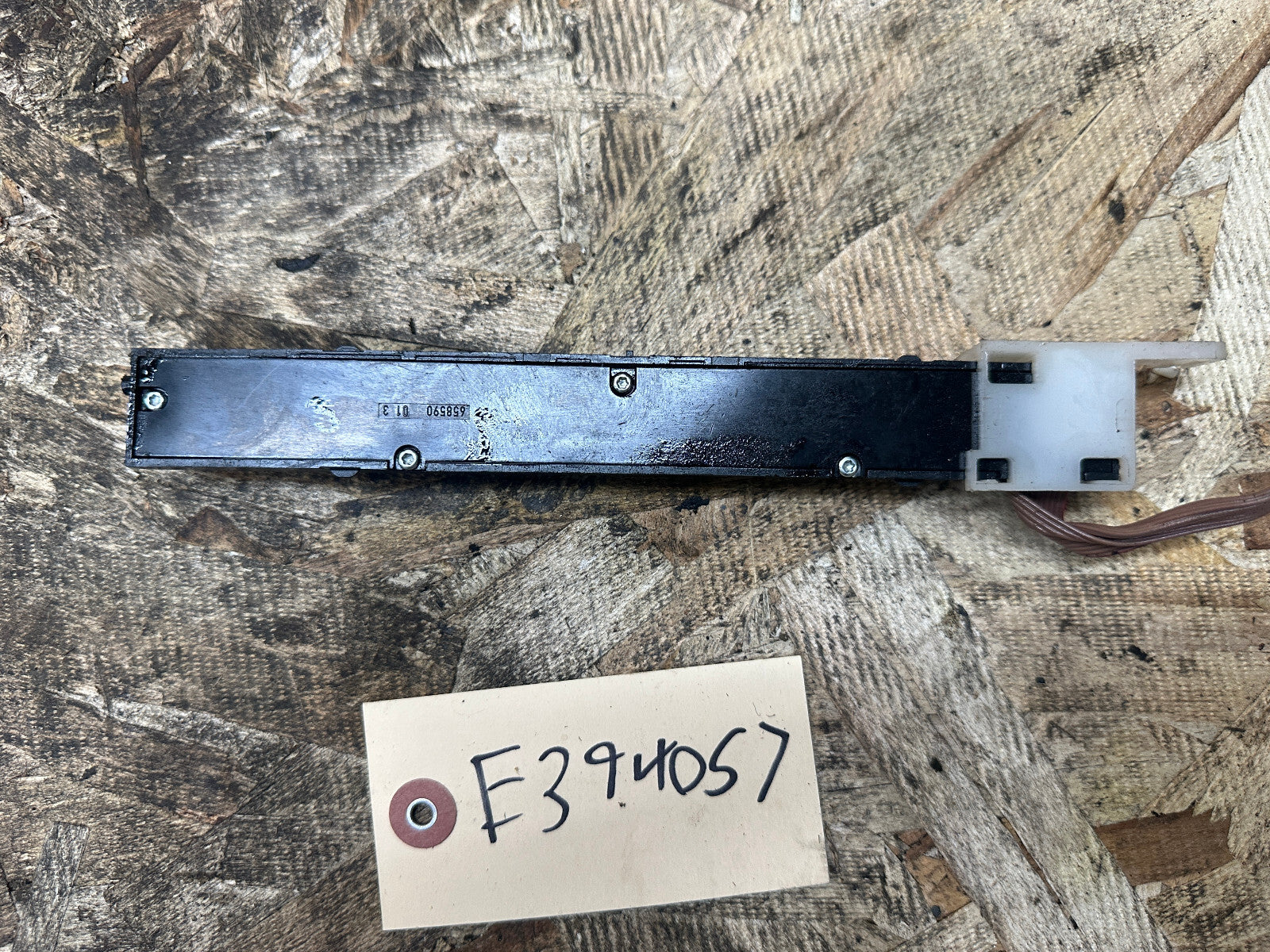 BMW 08-13 E90 3 SERIES PARKING DISTANCE CONTROL SWITCH PANEL OEM 6962590