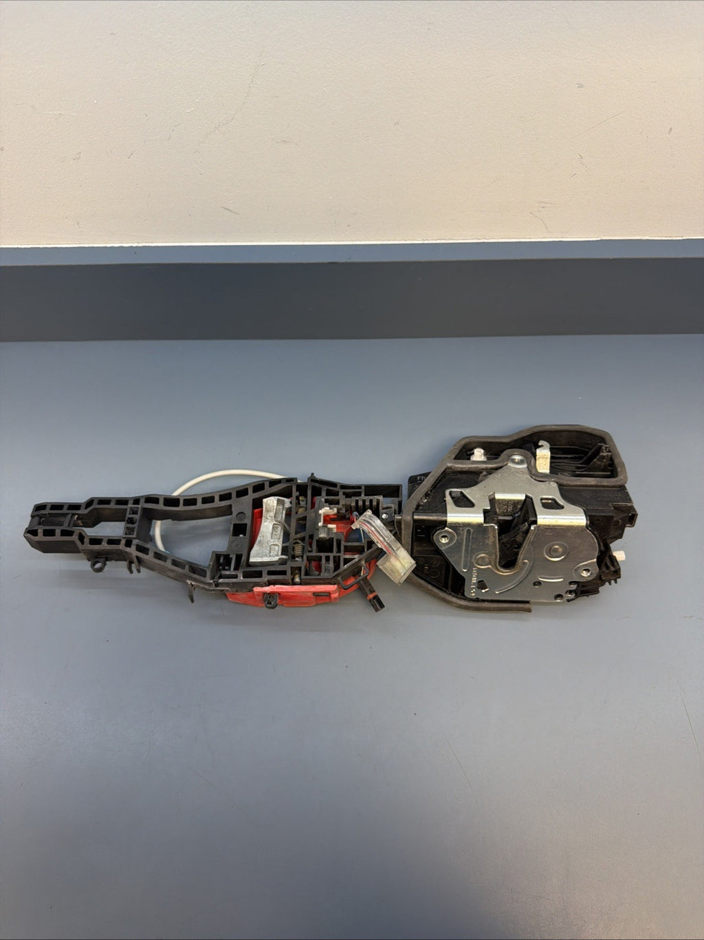 12-18 BMW 320i 328i F30 Rear Left Driver Side Exterior Door Lock Latch 7229455