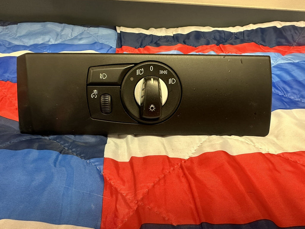08-10 BMW E61 E60 5-SERIES HEADLIGHT LAMP SWITCH CONTROL PANEL TRIM 6988553