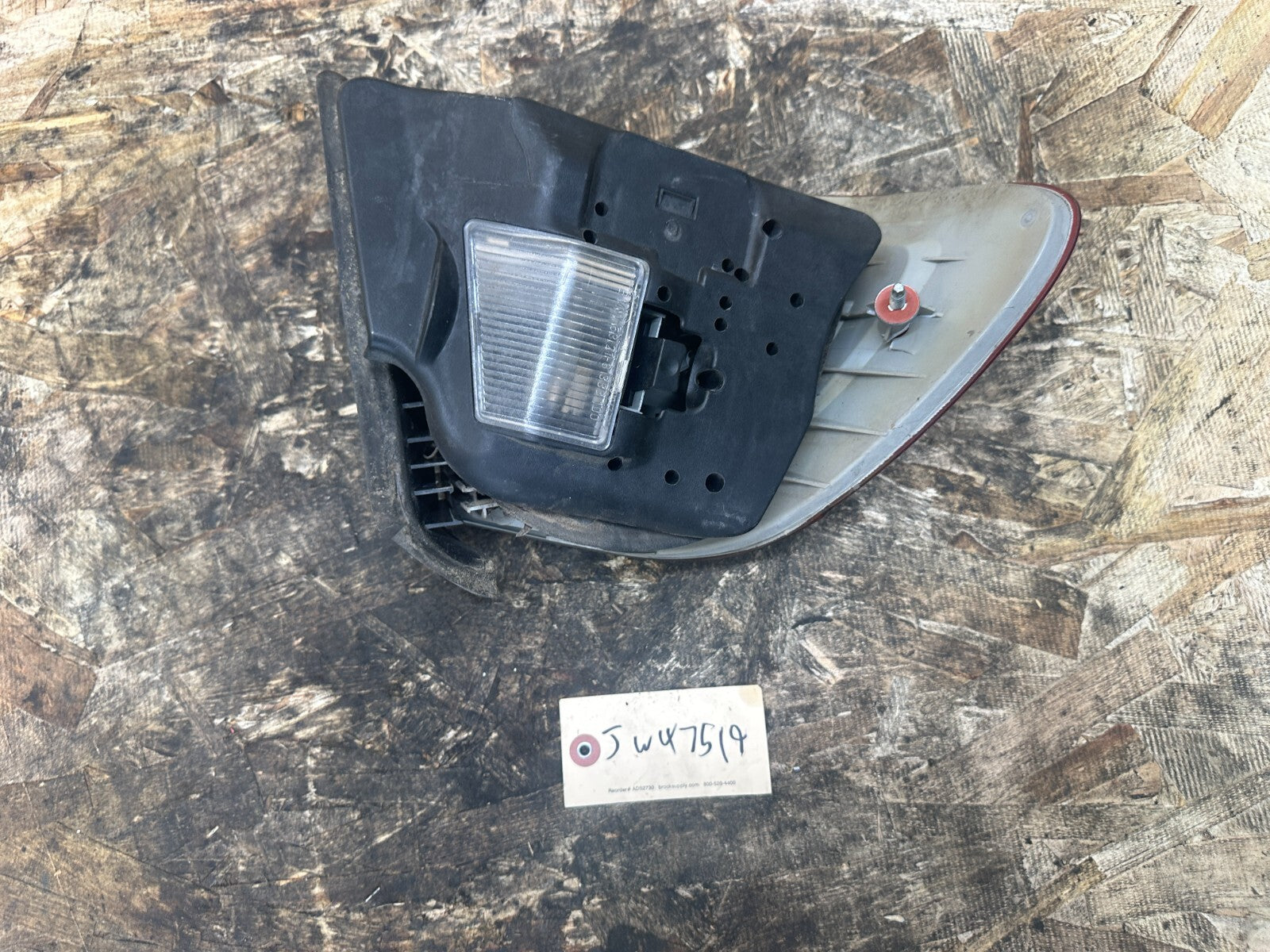BMW 1997-2002 E46 3 SERIES REAR OUTER TAIL LIGHT SET 2 PC OEM 8383099+8383100
