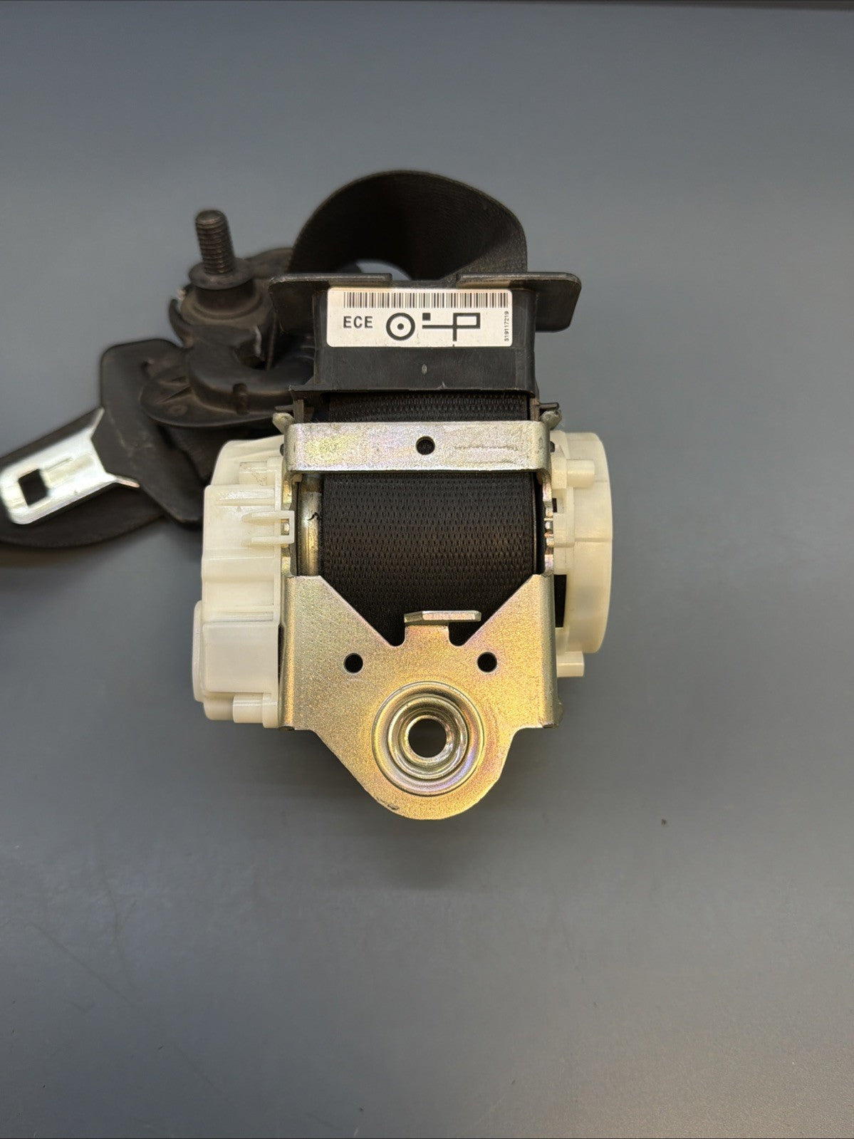 07 08 09 10 11 OEM BMW 335i LEFT Lh Driver Front Seatbelt Sear Belt 33059848