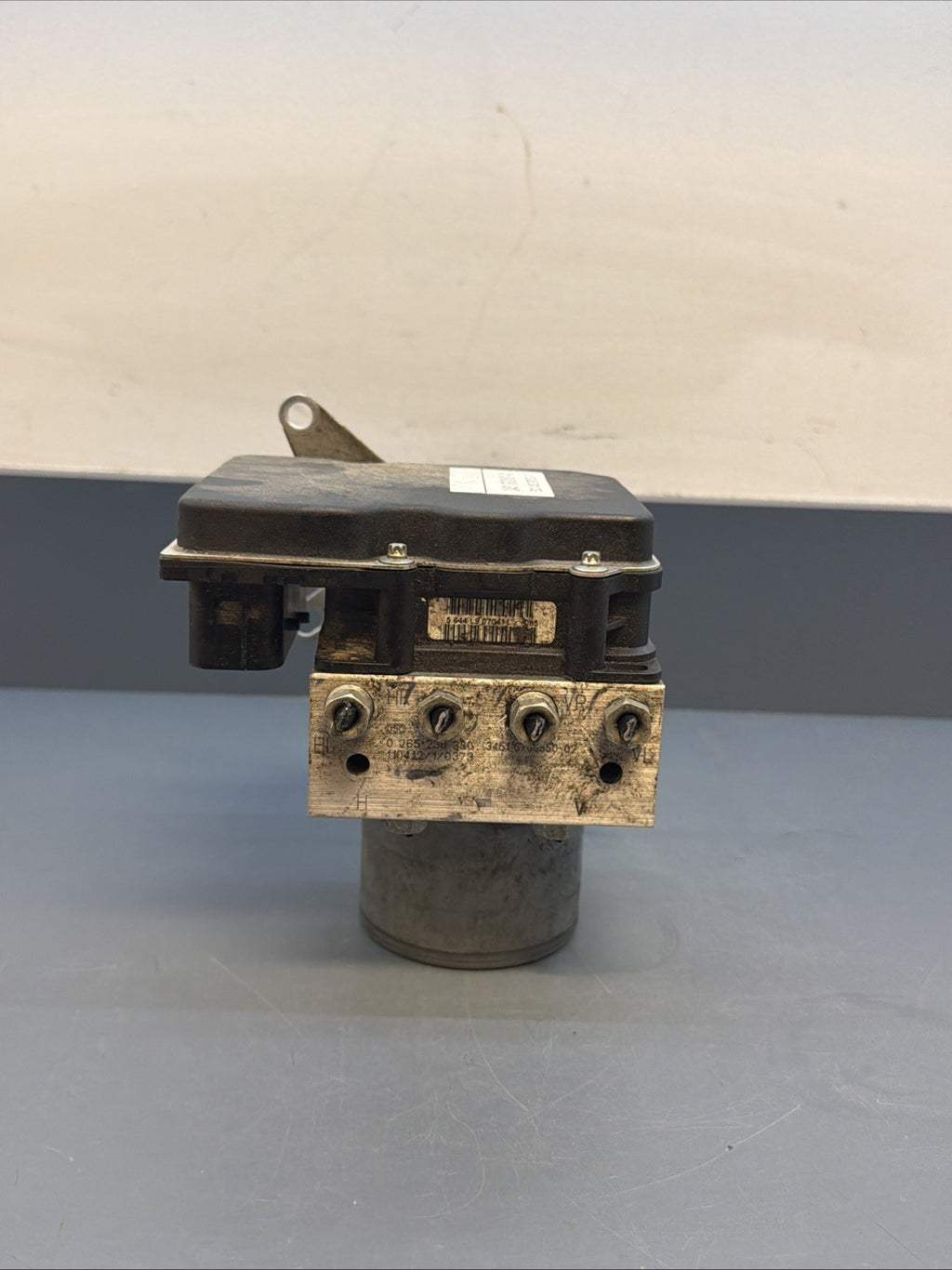 BMW 06-11 E90 ABS ANTI LOCK BRAKE PUMP+CONTROL MODULE OEM 6780161