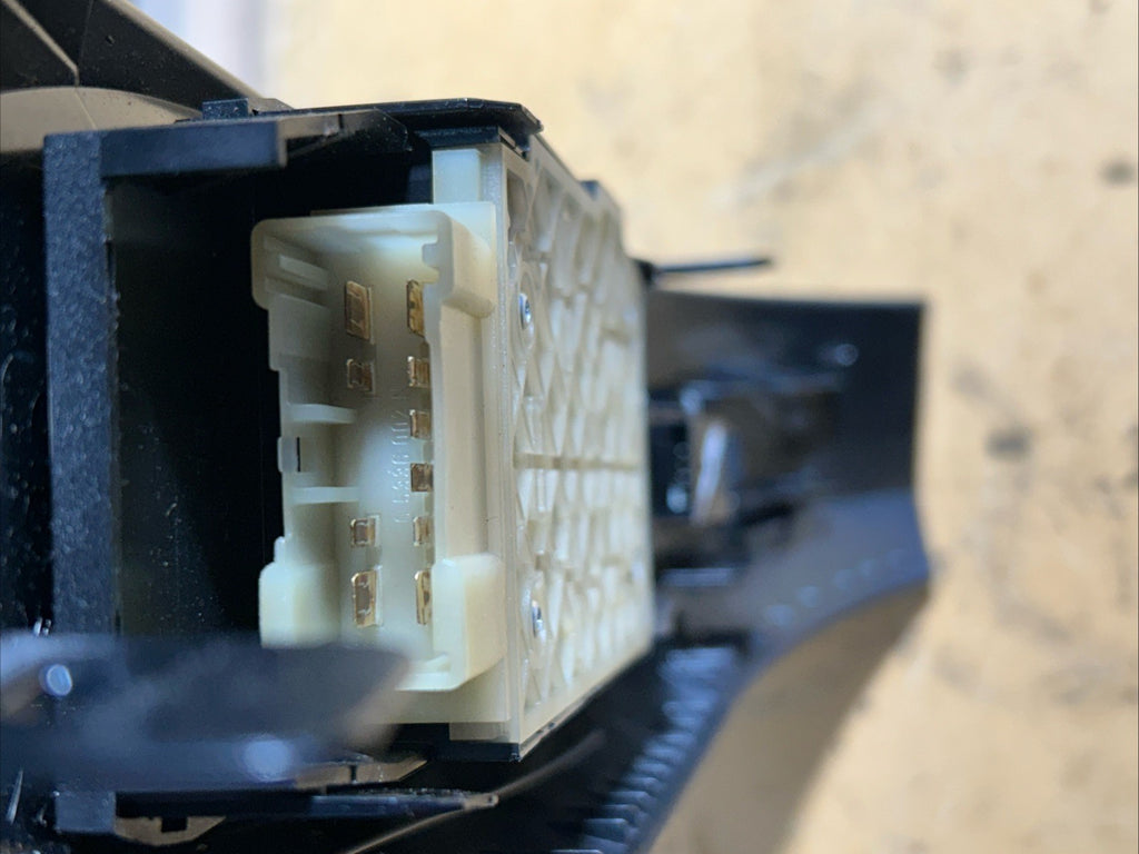 2011-2017 BMW X3 f25 Front Right Seat Control Switch & Trim Cover OEM 6979644