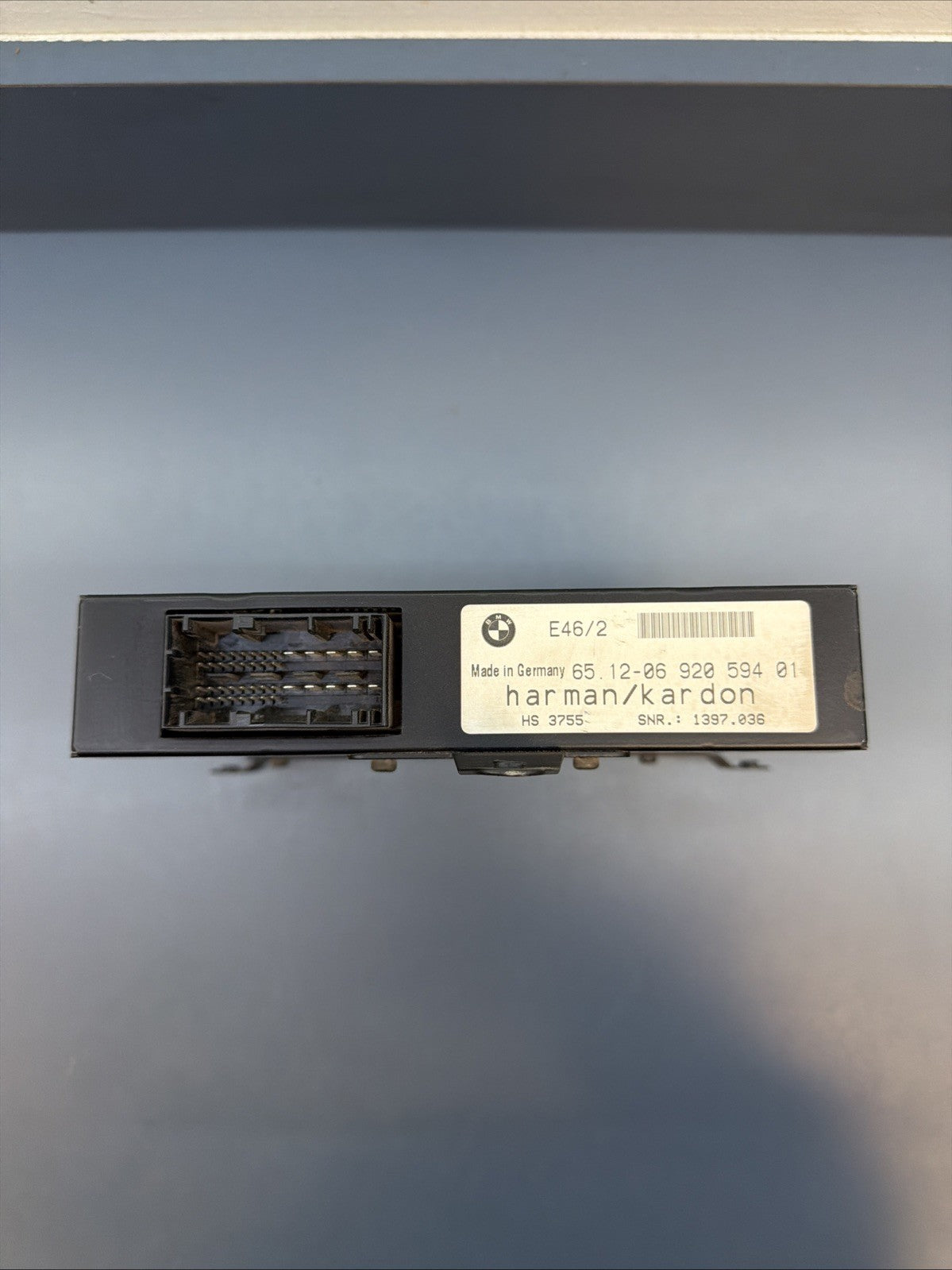 BMW 2001-2006 E46 RADIO AUDIO AMPLIFIER AMP OEM 6920594