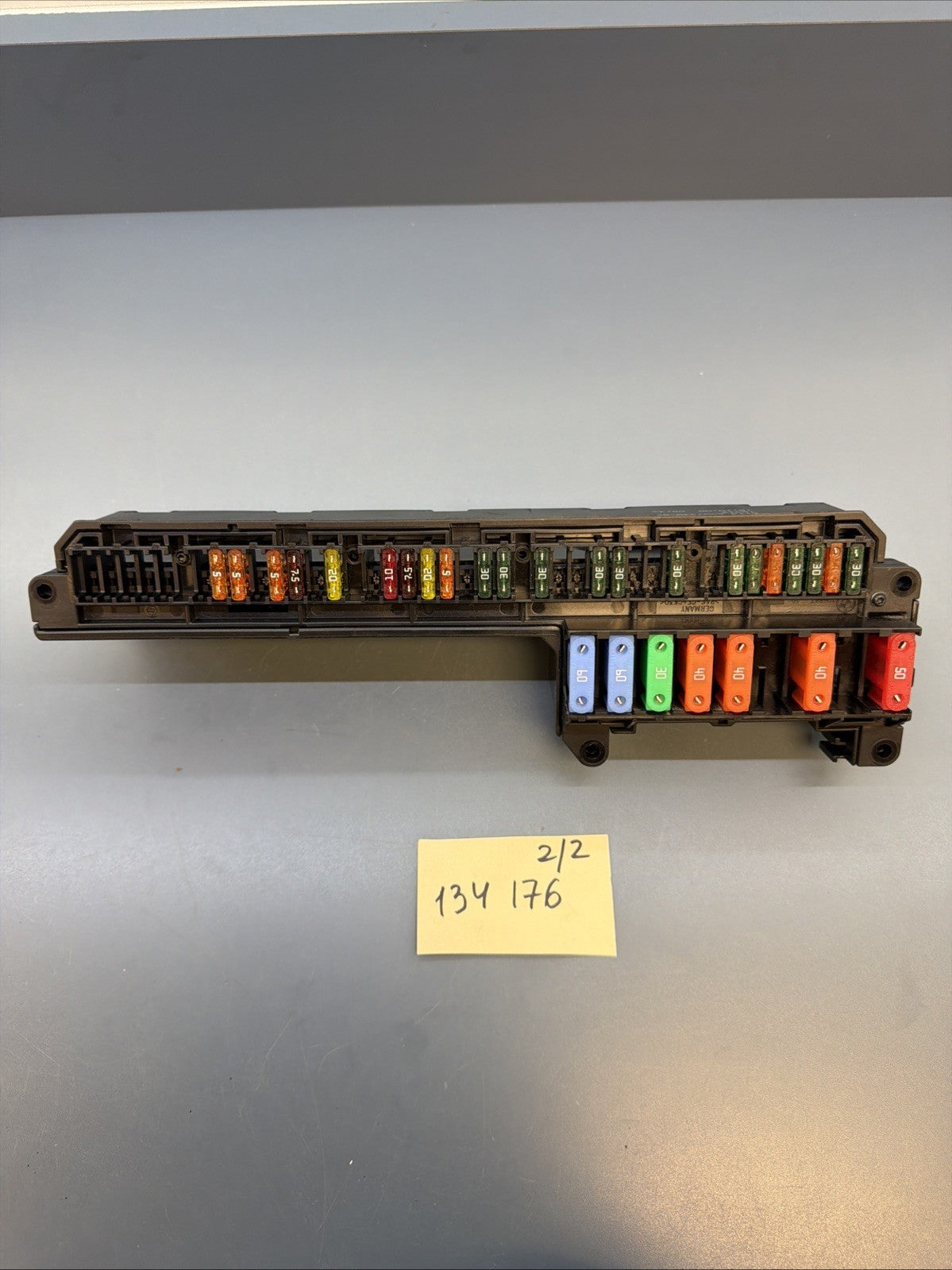 2008-2010 BMW 550I E60 CABIN FRONT RIGHT FUSE RELAY JUNCTION BOX 6957330