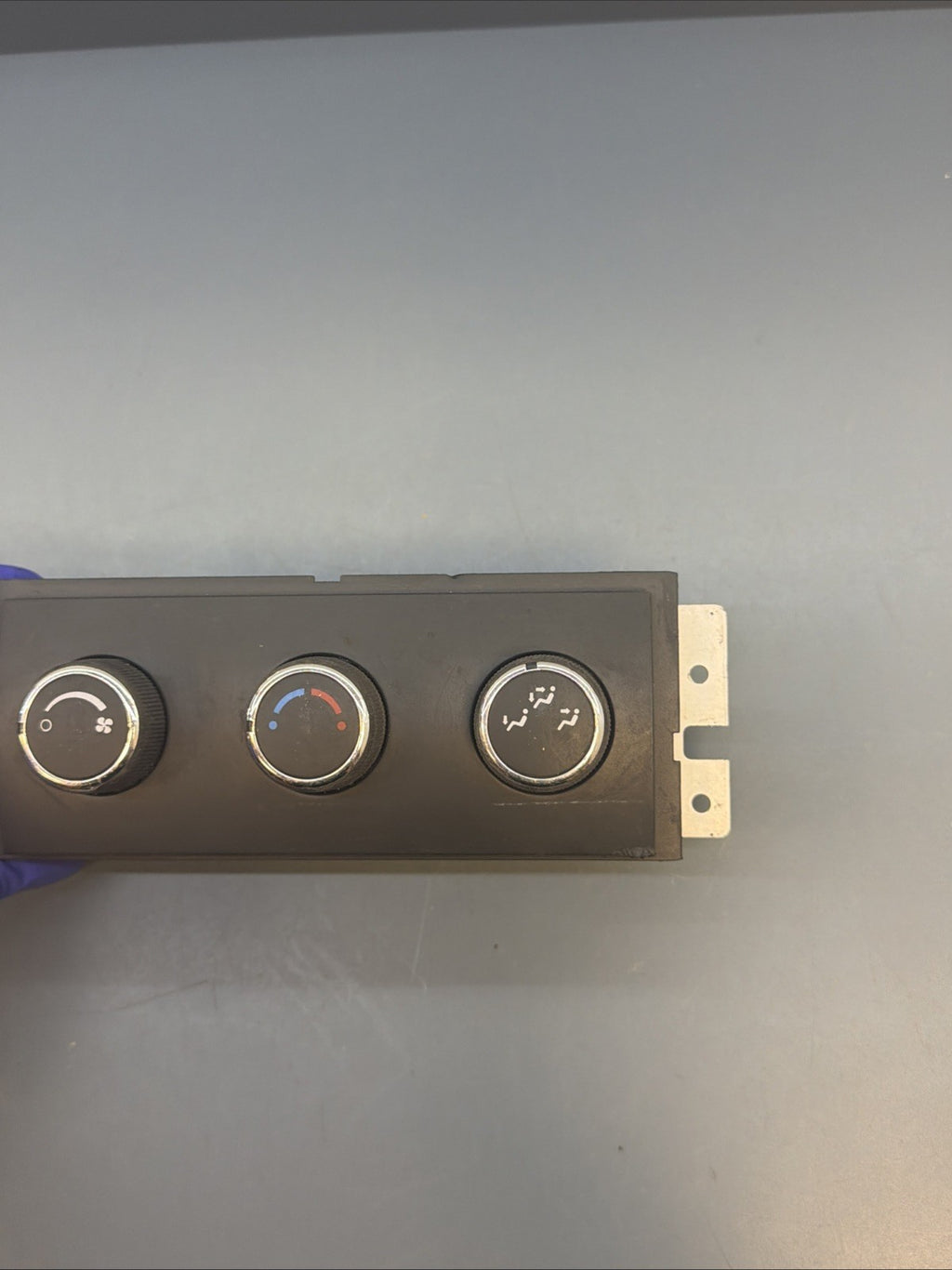 GM CHEVROLET TEMPERATURE CONTROL ASSEMBLY 5109353