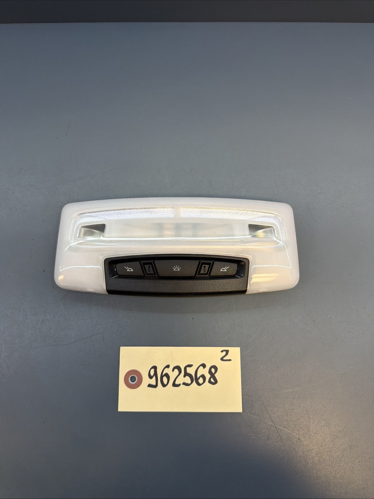2013-2018 BMW F30 REAR INTERIOR DOME LIGHT READING LAMP 7793002 OEM