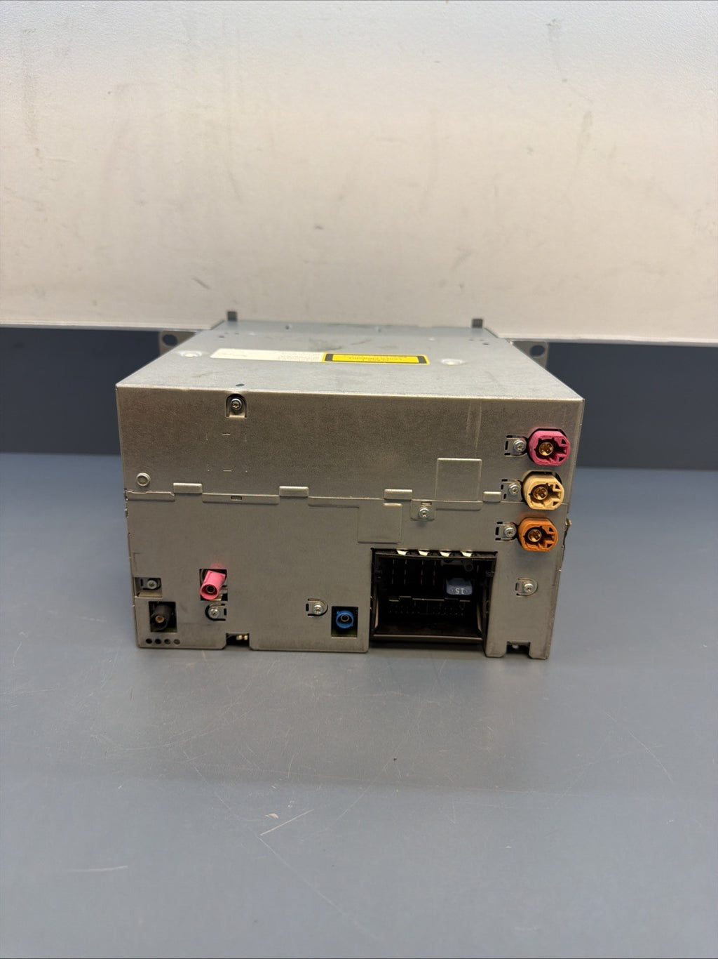 2010-2013 BMW X5 E70 AUDIO SYSTEM RADIO PLAYER RECEIVER CONTROL UNIT OEM 9222857