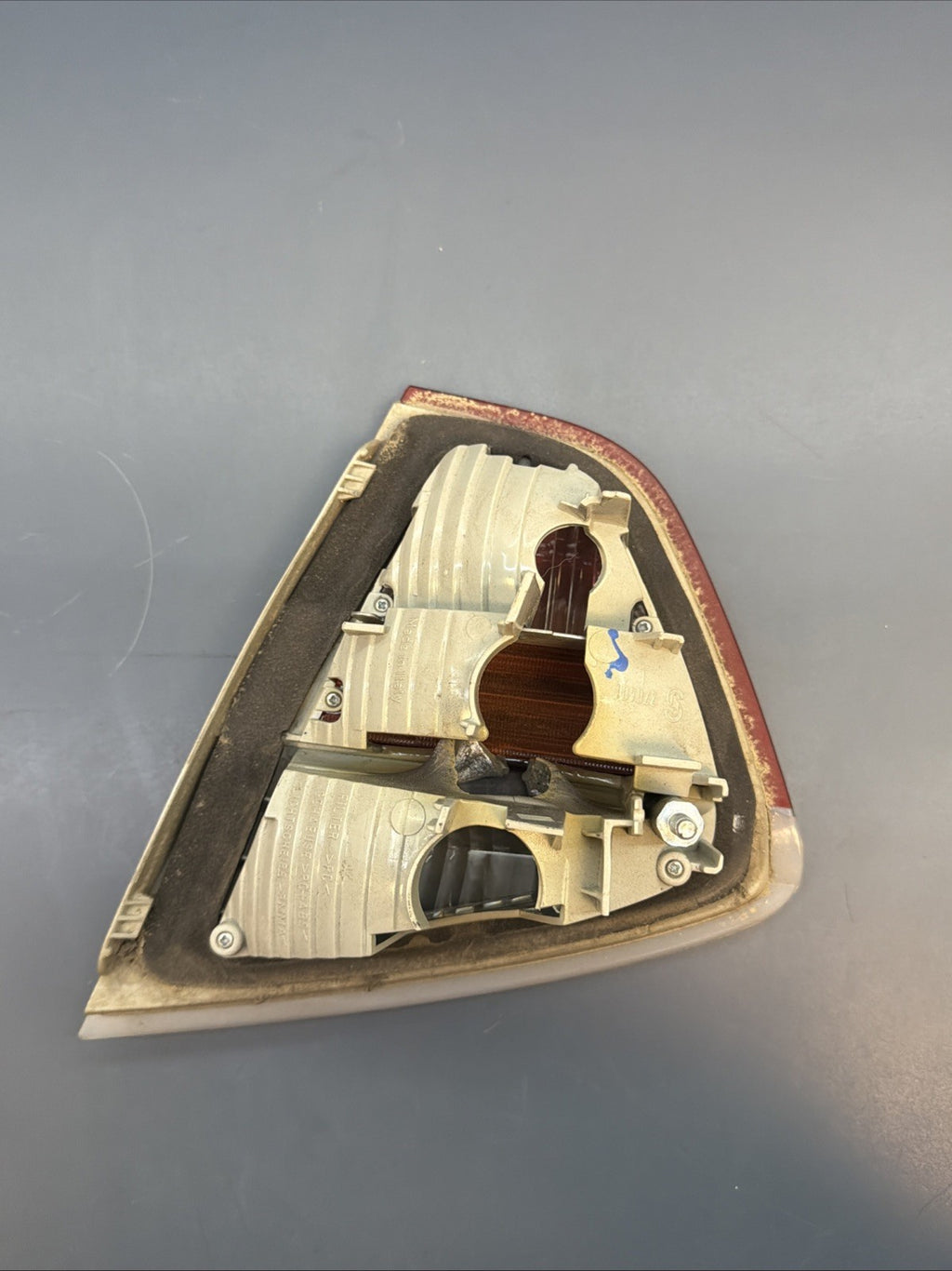 06-08 BMW E90 328i 330i 335i M3 Sedan Driver Left Trunk Inner Tail Light 6937459