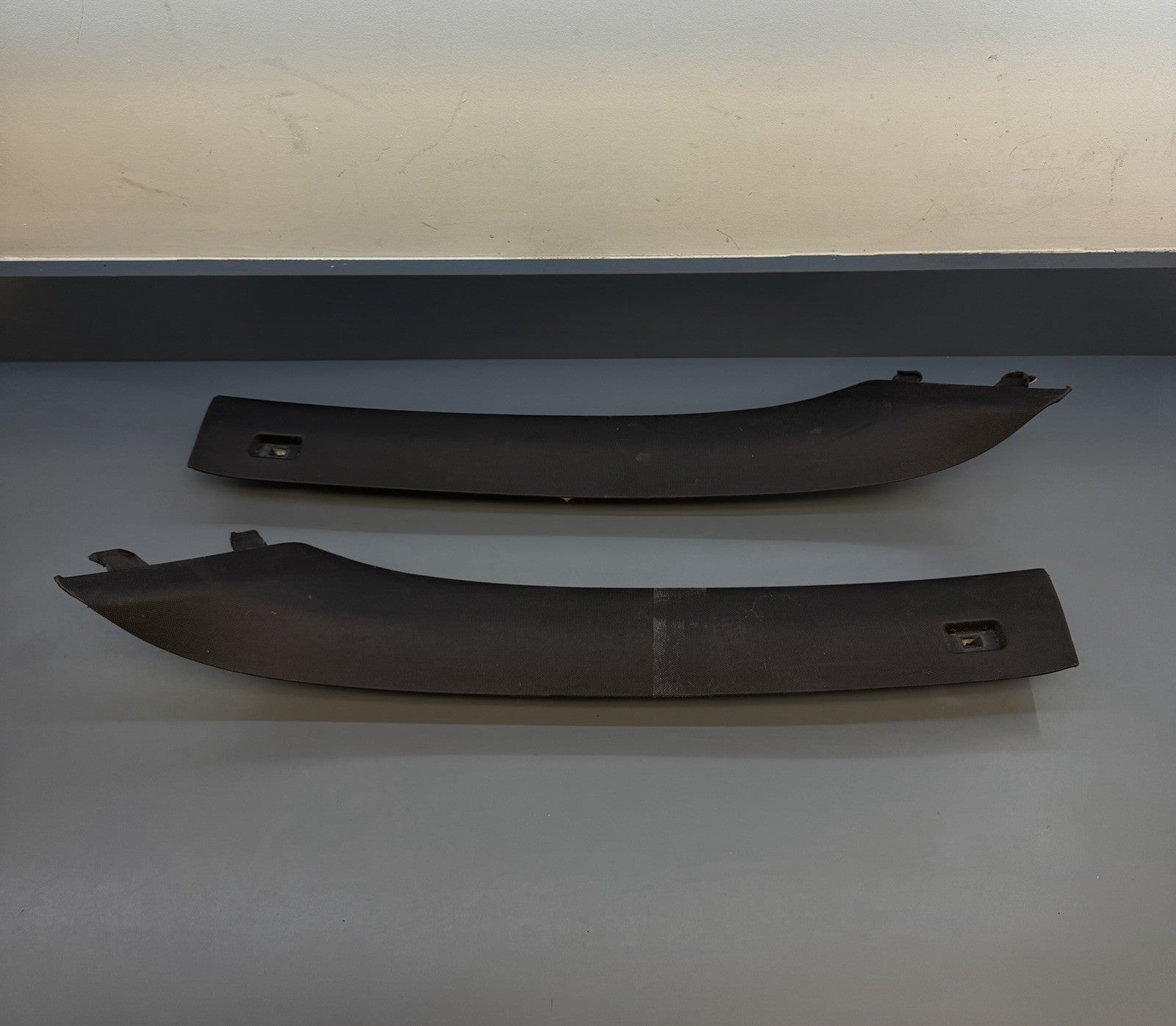 BMW E90 335xi Series 4dr Front Left & Right A Pillar Cloth Trim 7058332 7058331