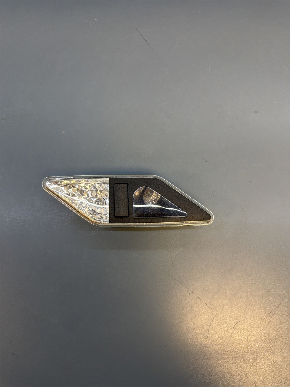 00-06 Bmw E46 3 Series Rear Left Roof Interior Reading Light Lamp Black 8375585