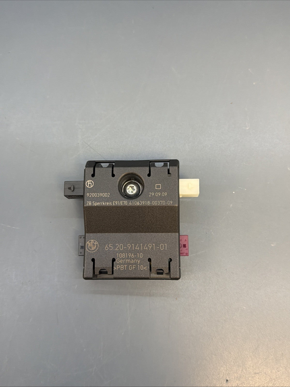 07-13 BMW X5 E70 Diversity Trap Circuit Antenna Amplifier Module 9141491 OEM