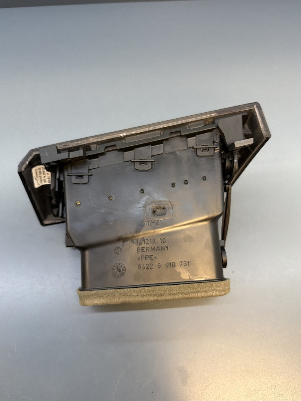 2004-2007 BMW 525I 530I E60 FRONT LEFT DASH AIR CONDITIONING VENT OEM 6910731 D4