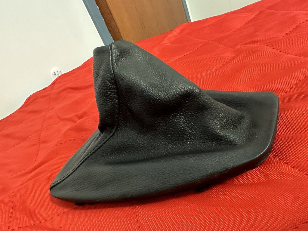 06-13 BMW 3 SERIES GEAR SHIFTER BOOT LEATHER COVER OEM 7530223