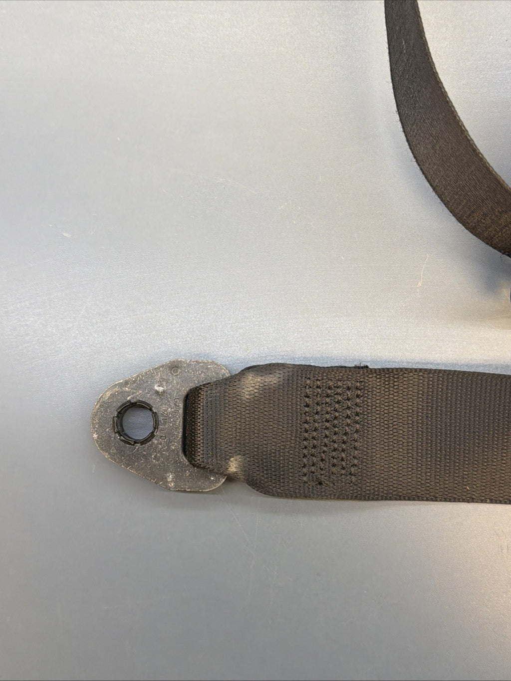 2004-2010 BMW 528xi Seat Belt Assembly Front Left Side 601629800D OEM