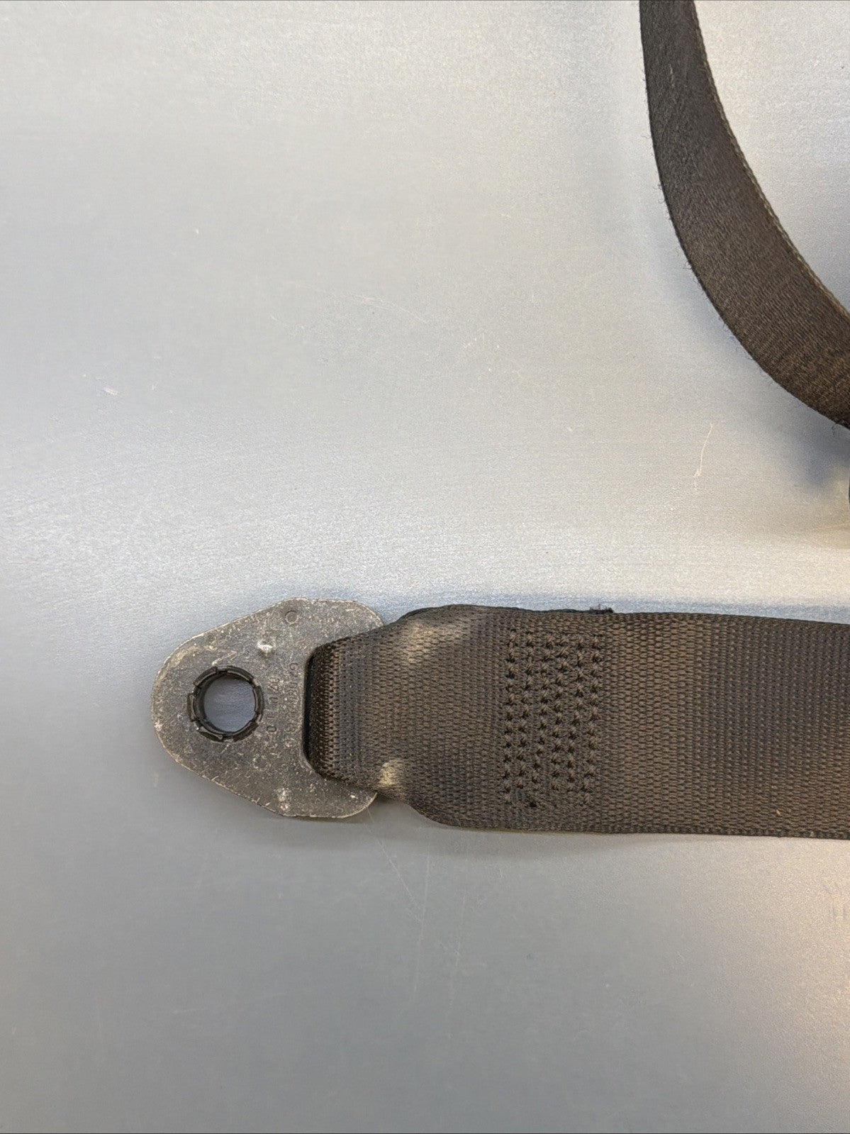 2004-2010 BMW 528xi Seat Belt Assembly Front Left Side 601629800D OEM