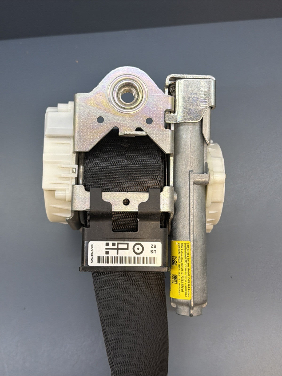 2013 BMW 3-Series 328i 335i F30 F31 Front Right Seat Belt Retractor 72117272476