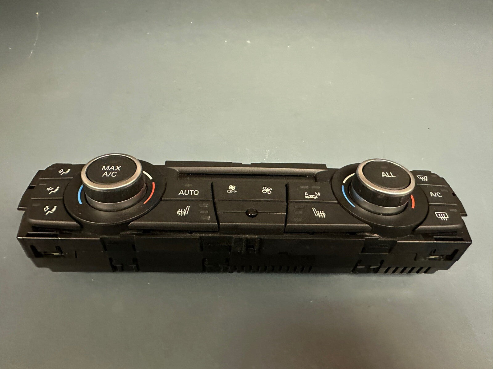 2012-2015 BMW X1 E84 A/C HEAT CLIMATE CONTROL PANEL OEM 9292262